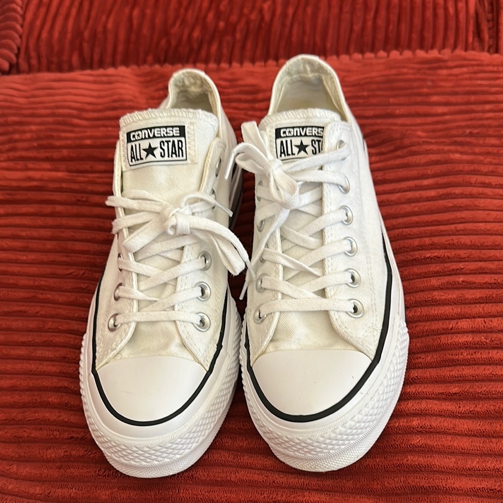 Platform white Converse low-top. Size 7
